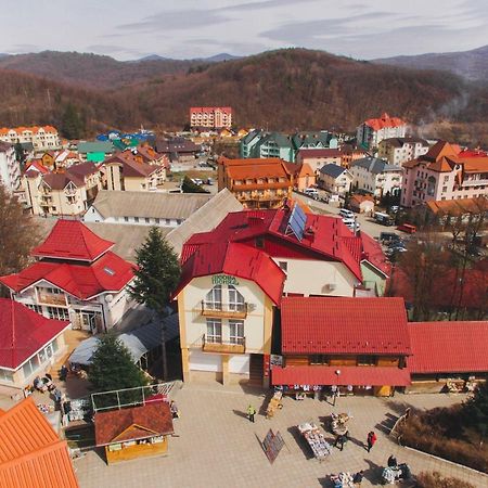 Kvasova Voda Poljana Exteriör bild